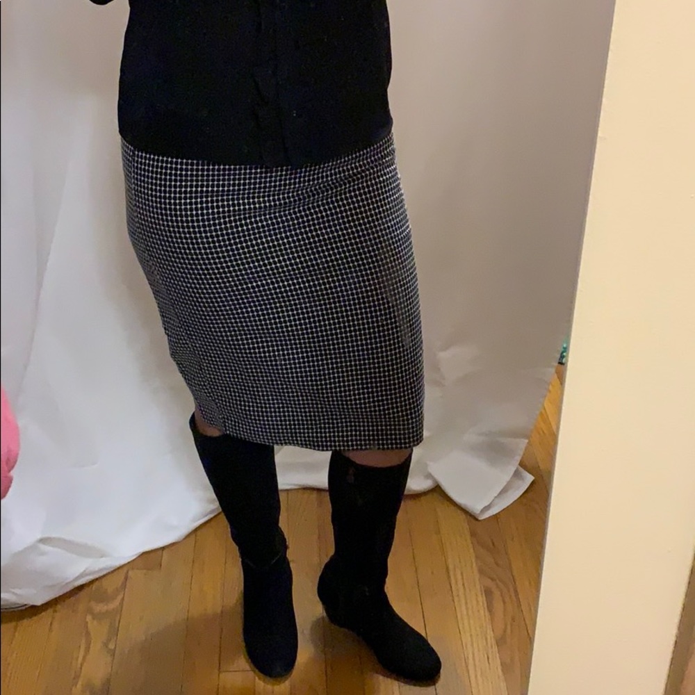🔥4 for $20🔥Black & white pencil skirt